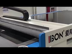 ウェブサイトのビデオ