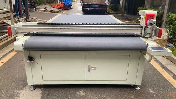 良い値段 200-2600mm/s PVCゴム材料の切断機 オンライン